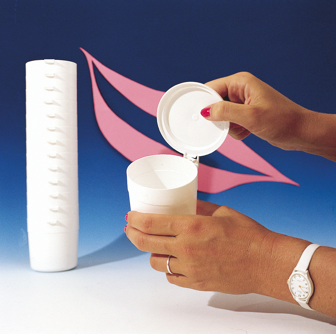 H75001:Einweg Sputumbecher, Becher, Dose, Patientenbecher H75001:Einweg Sputumbecher, Becher, Dose, Patientenbecher