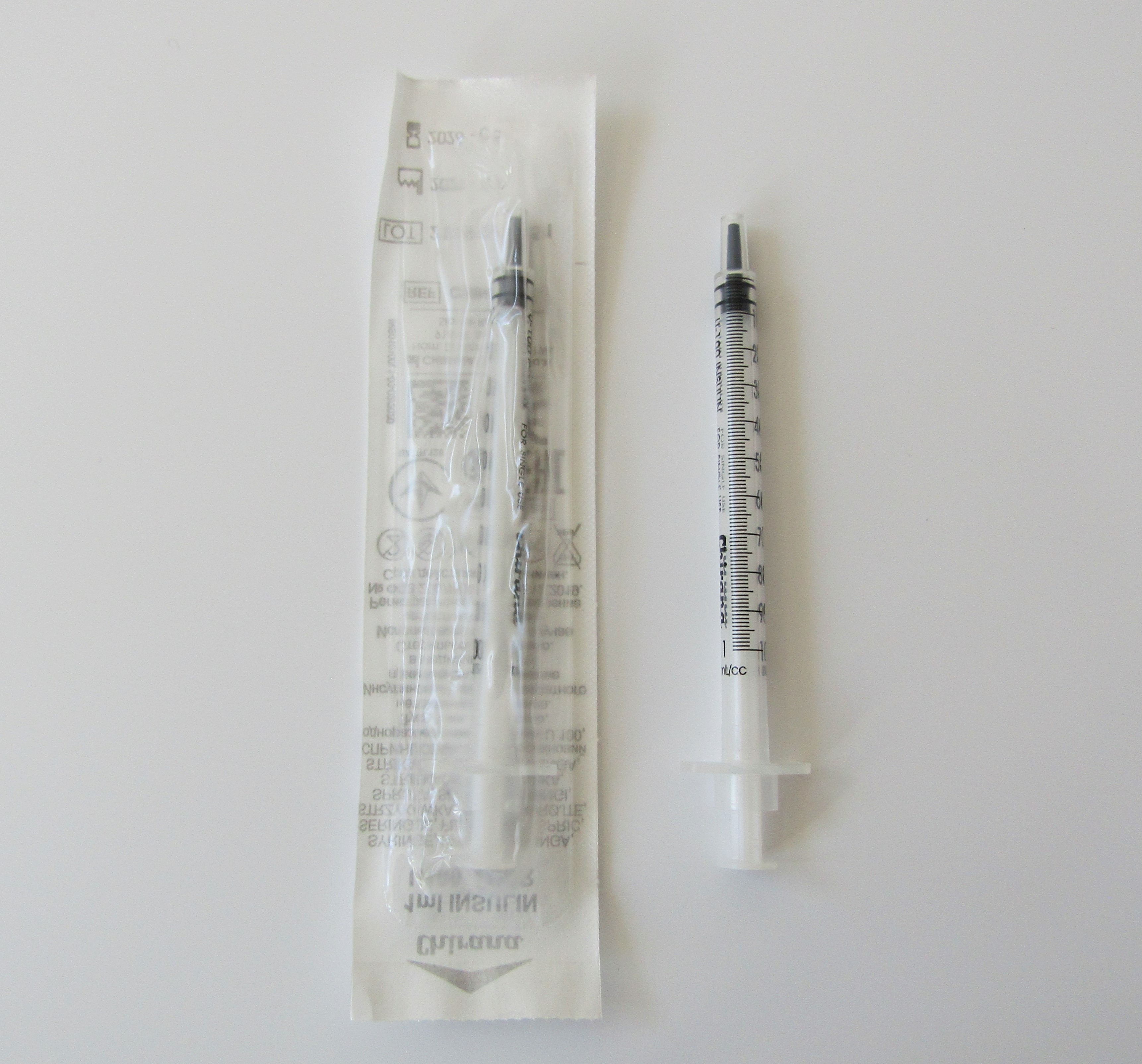 CHINS01:Chirana Insulinspritzen U-100, Spritze CHINS01:Chirana Insulinspritzen U-100, Spritze