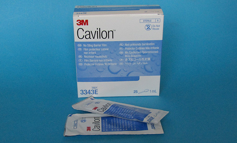 Cavilon reizfreier Hautschutz Lolly, Primärschutz gegen Flüssigkeiten
